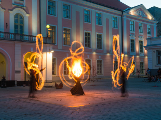 TREFFi avamine ja festivali avalavastus, kompanii Maria Baric “Ave Fenix”, 2. juuni 2016